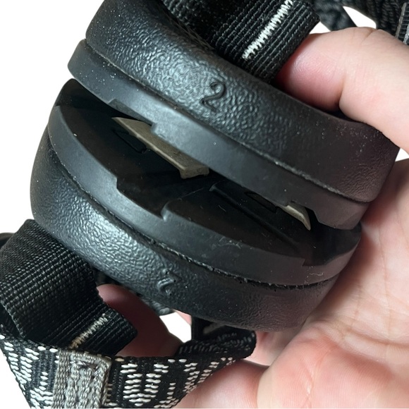 Chaco Z1 Sandals Tune Black White Pattern Big Kids Size 2 - Picture 6 of 8